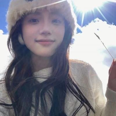 踉跄的女孩